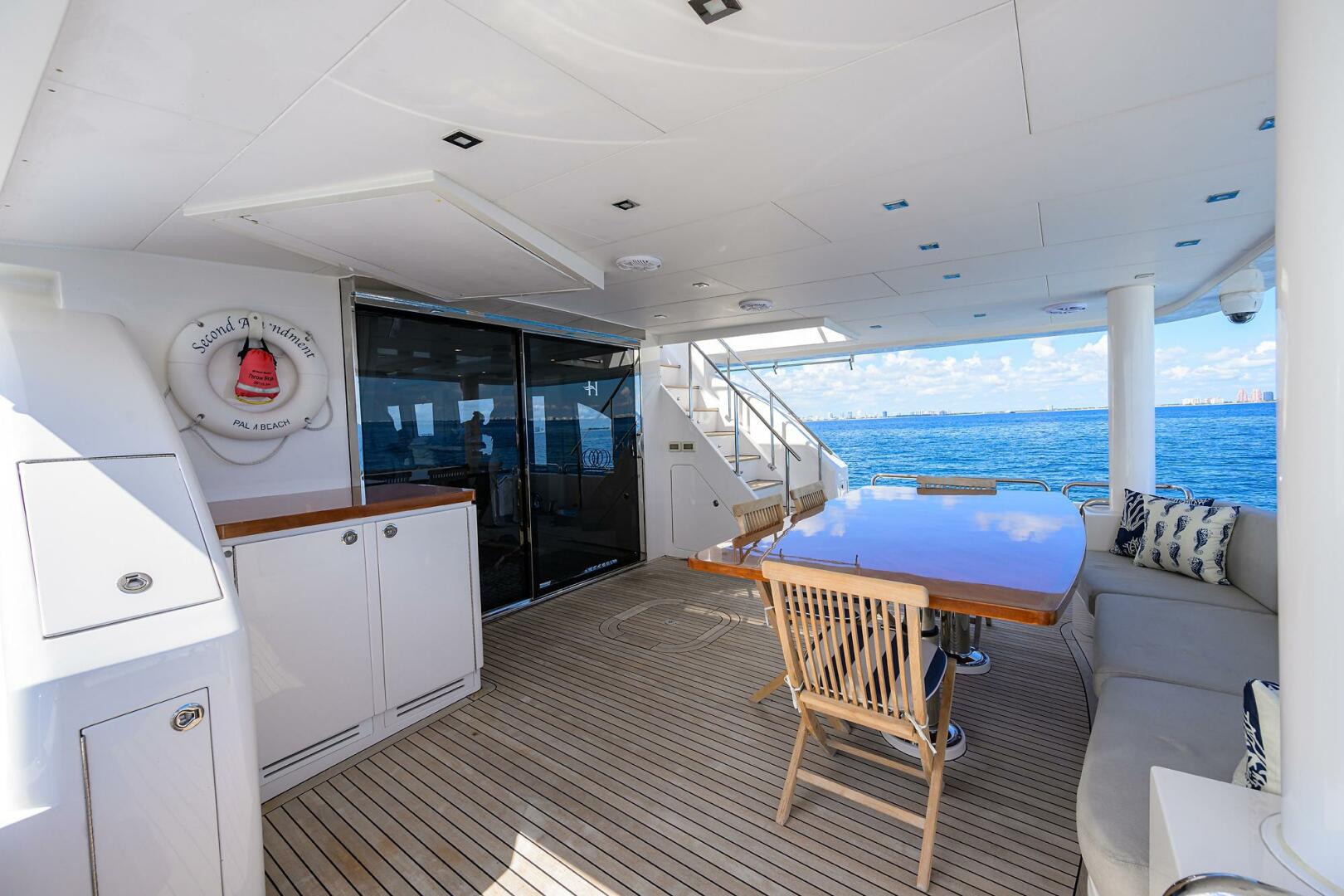 2018 Hargrave Raised Pilothouse - Image 17