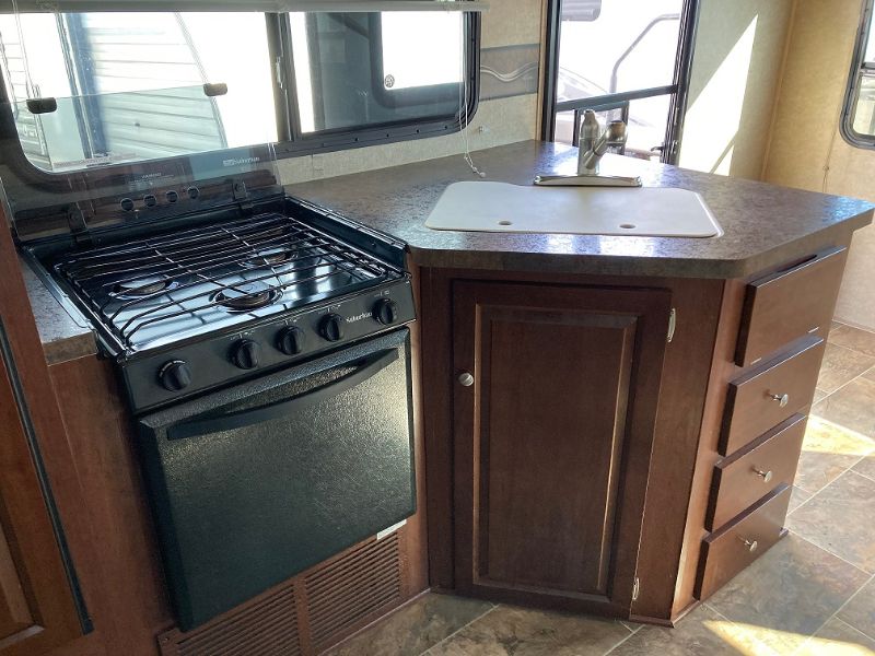 2015 Forest River Rockwood Ultra Lite 2604WS - Image 14