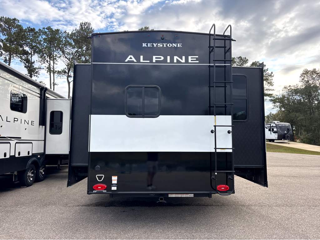 2026 Keystone AVALANCHE 366LS - Image 9