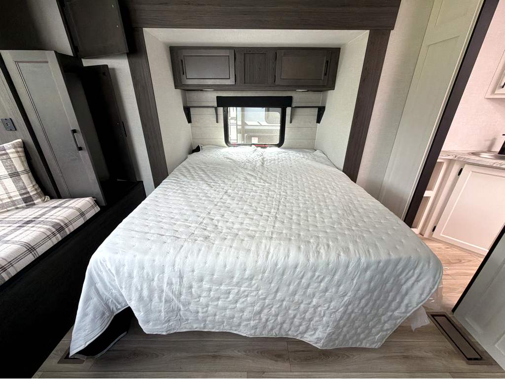 2026 VENTURE RV STRATUS 262VFK - Image 33