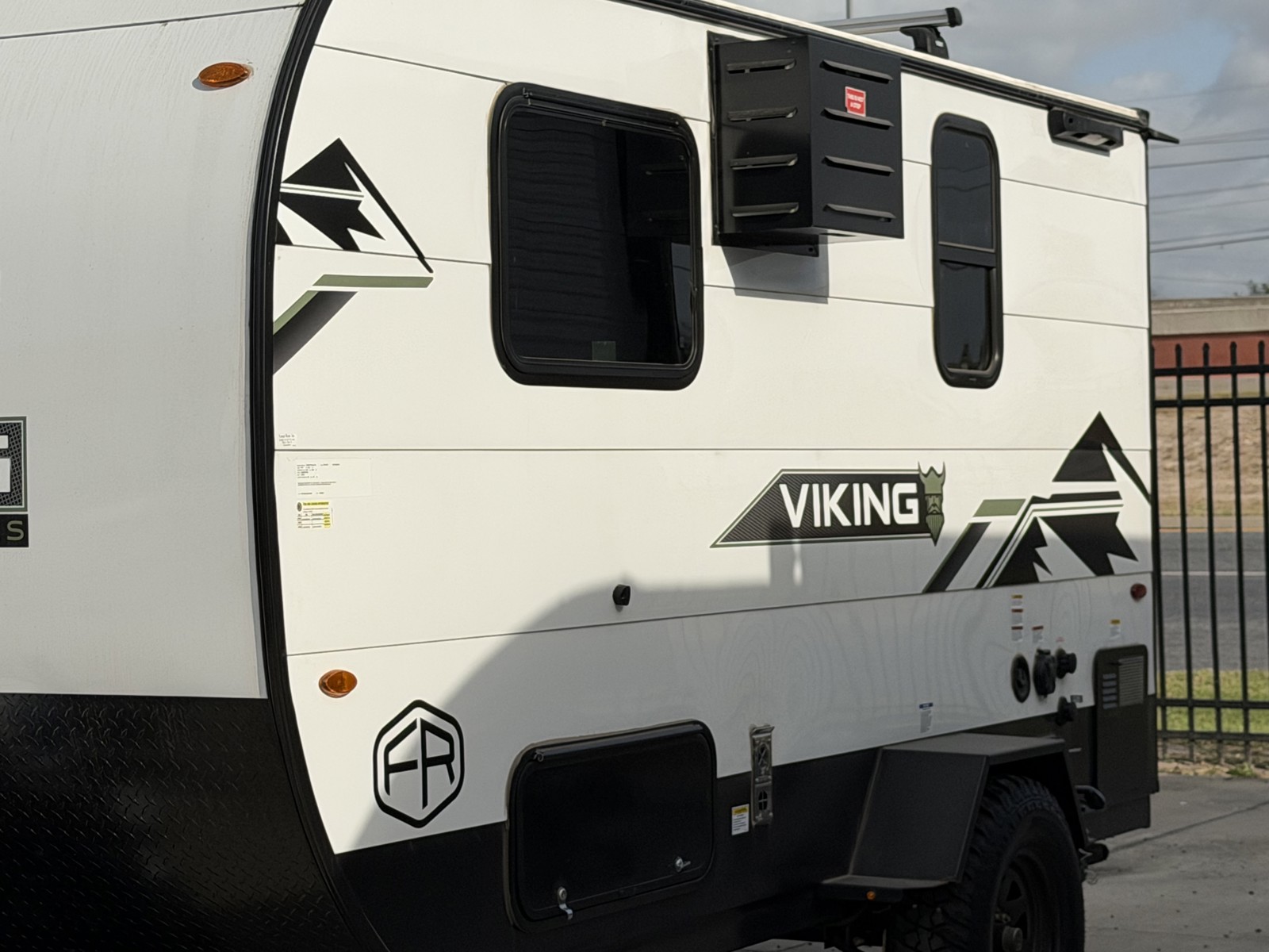 2025 COACHMEN VIKING 12000ROK - Image 3