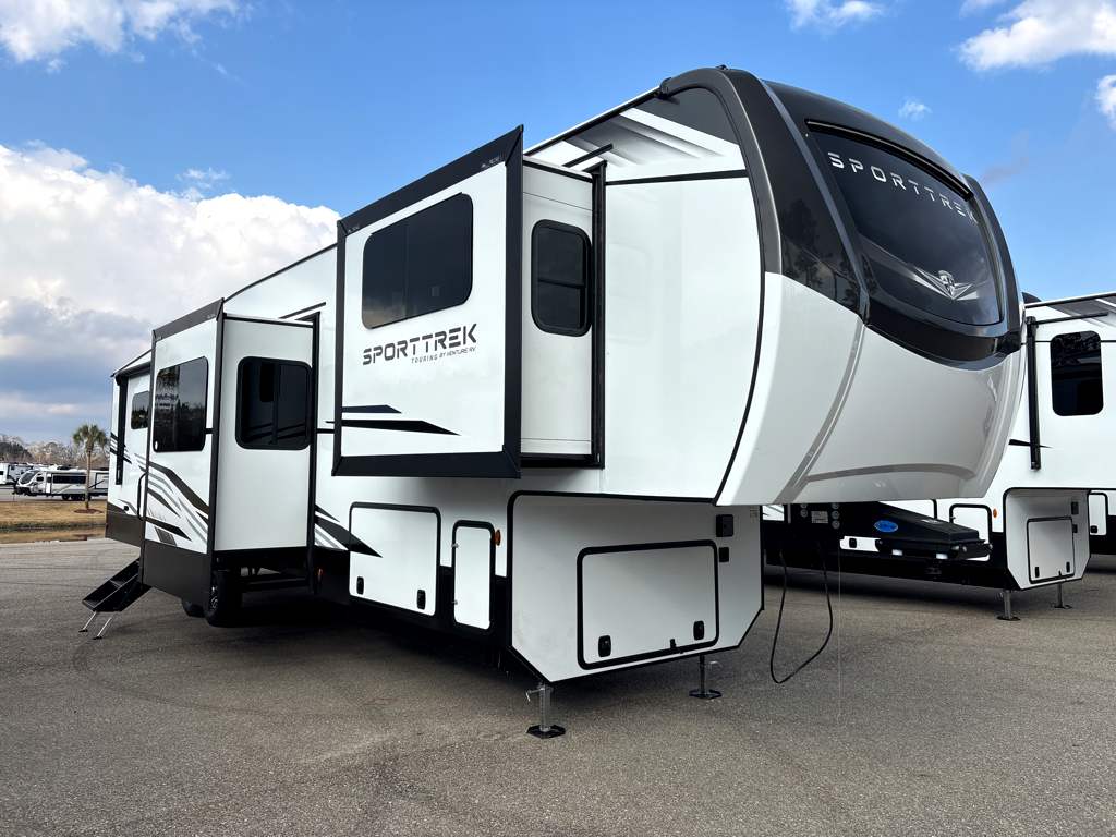 2026 VENTURE RV SPORTTREK 365VFL - Image 1