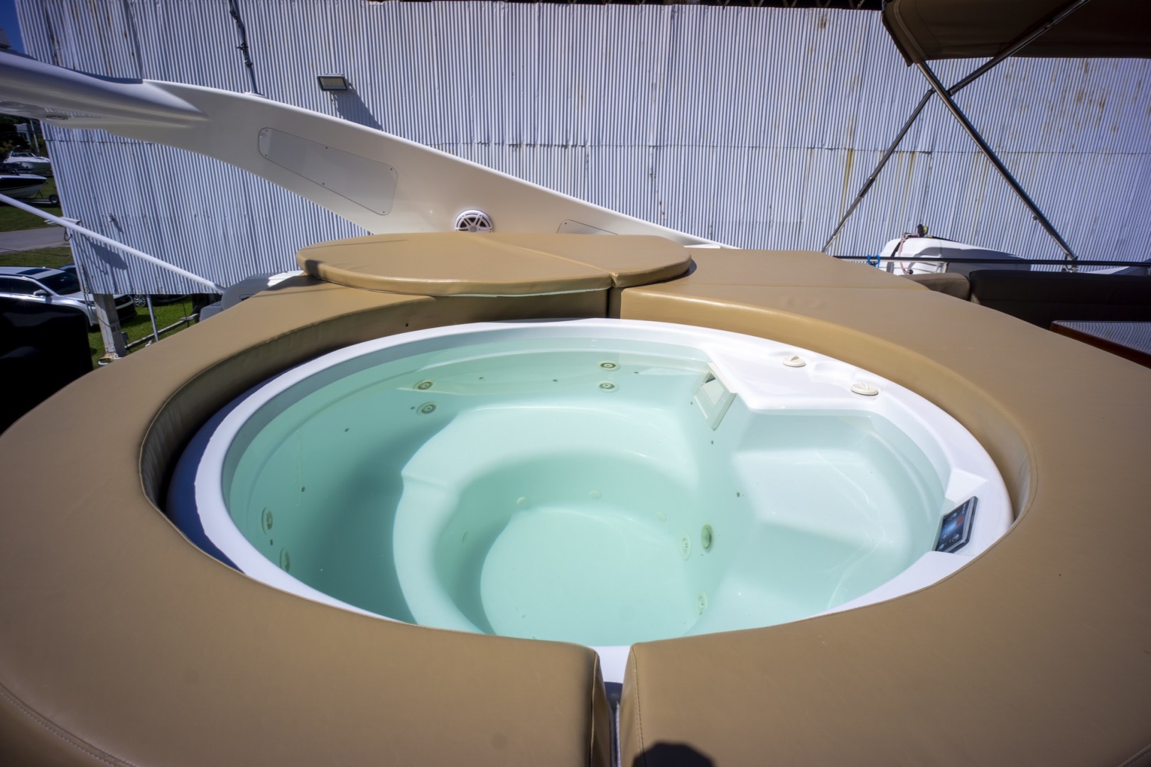 2000 Ferretti Yachts Custom Line 94 - Image 50