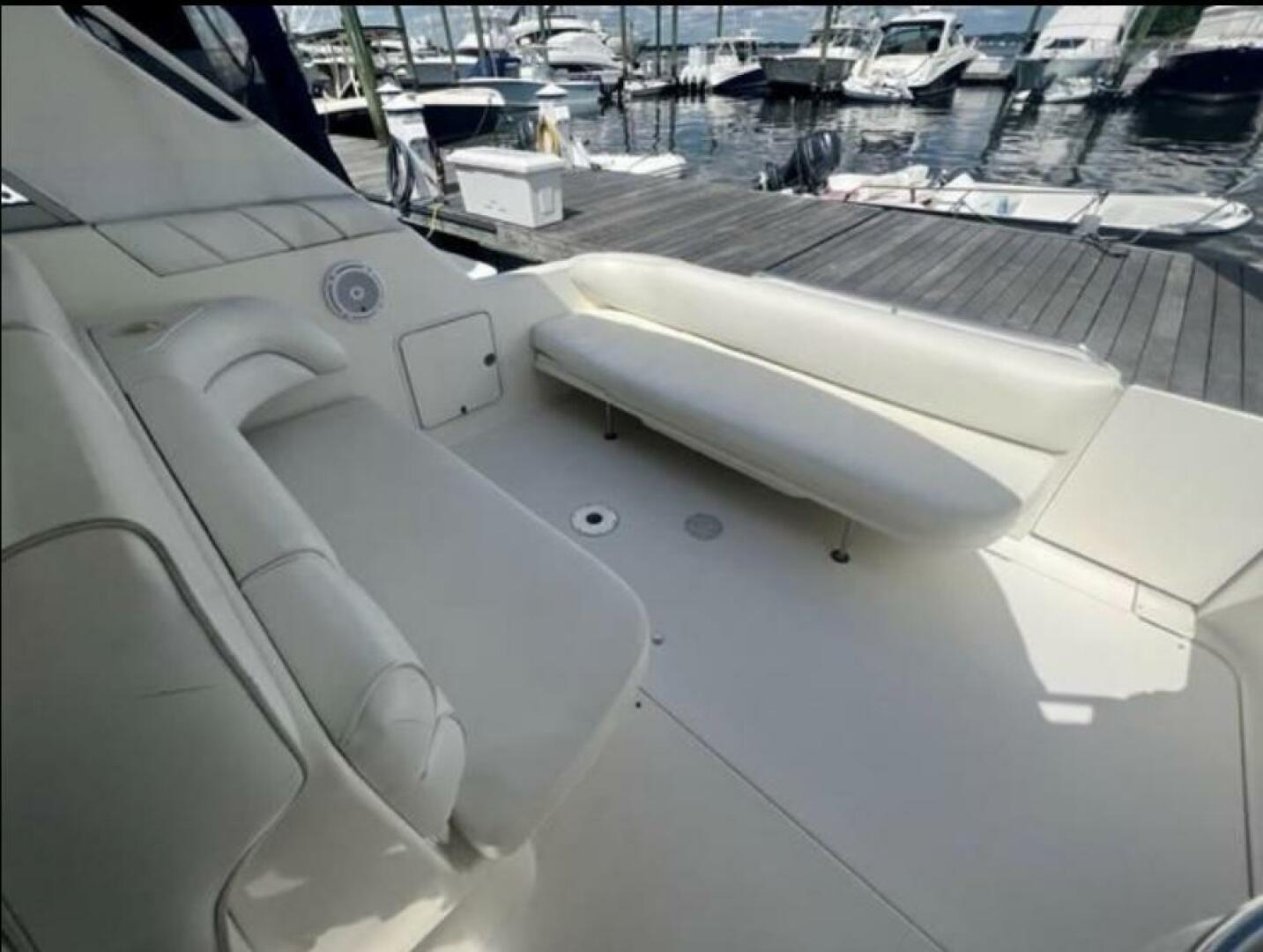 1996 Sea Ray 330DA - Image 3