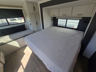 2027 VENTURE RV STRATUS 282VFD - Image 20