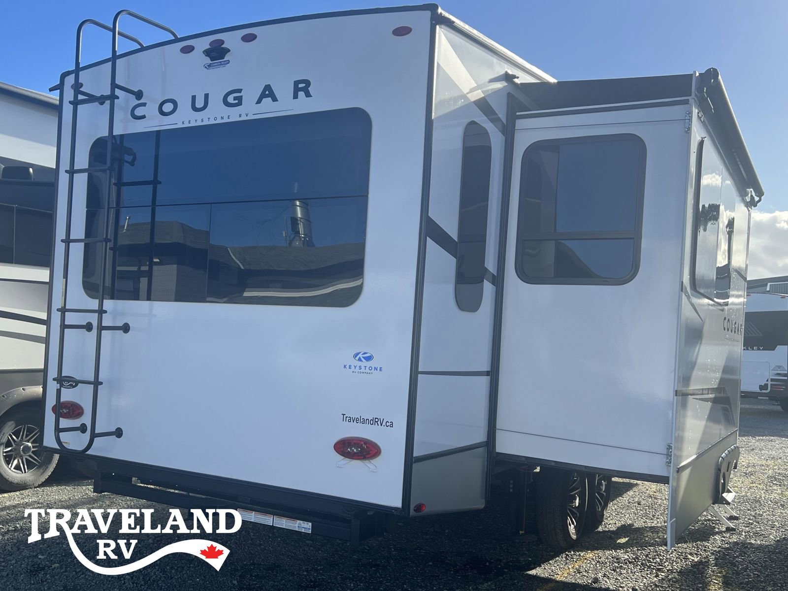 2025 Keystone Cougar Half-Ton 27SGS - Image 4