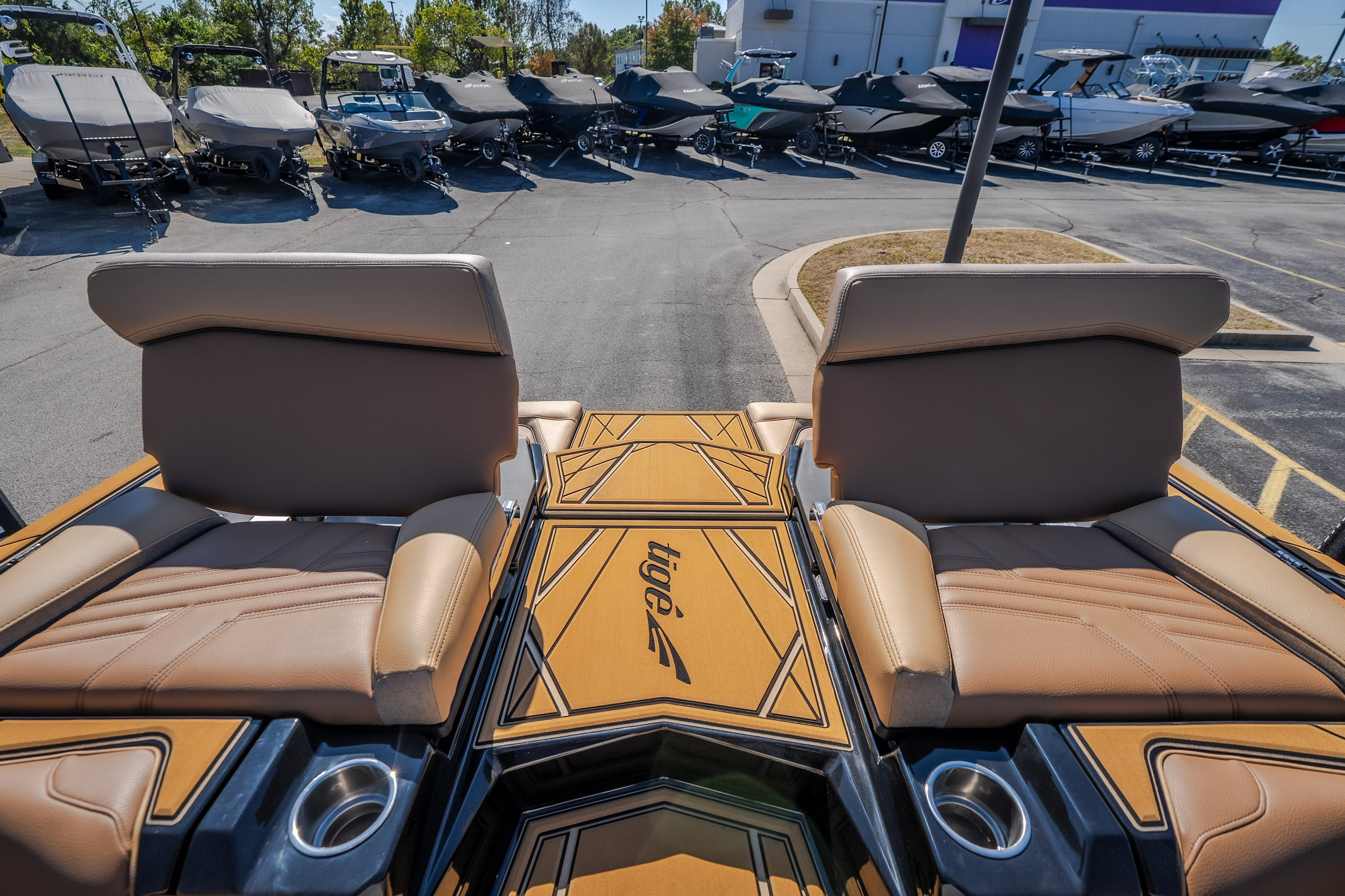 2027 Tigé Ultré 25ZX - Image 19