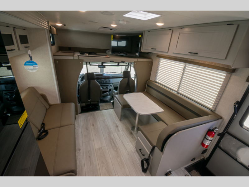 2025 Coachmen Freelander 26DS Ford - Image 29