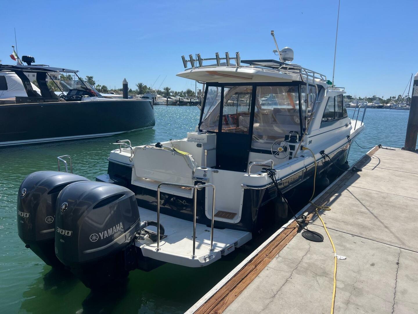 2017 Cutwater C-302 Sport Coupe - Image 7
