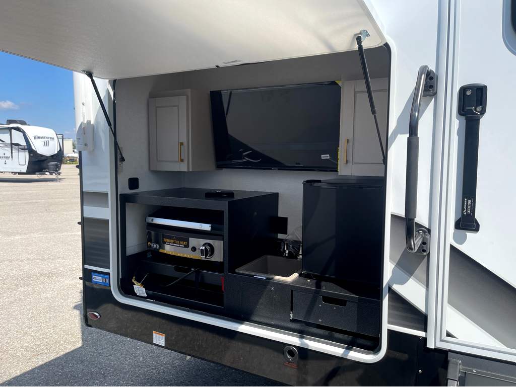 2027 JAYCO NORTH POINT 375TBDB - Image 3
