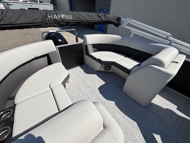 2025 HARRIS CRUISER 230 CWDH - Image 15