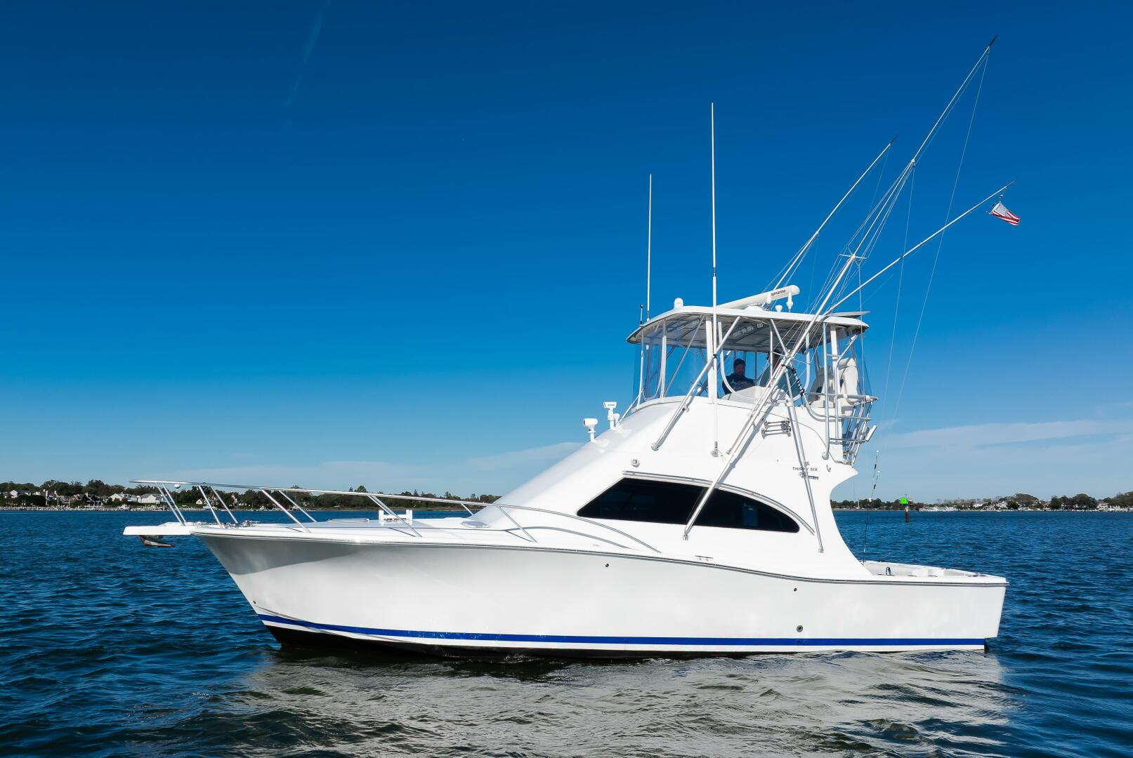 2007 Luhrs 36 Convertible - Image 20