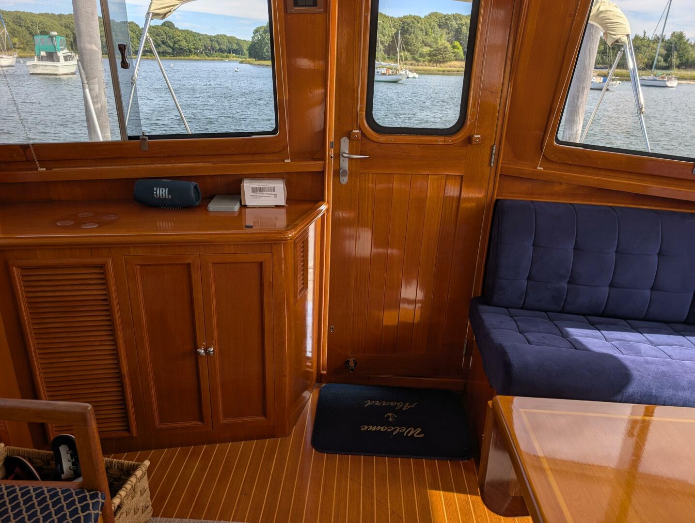 2006 Grand Banks - Image 25