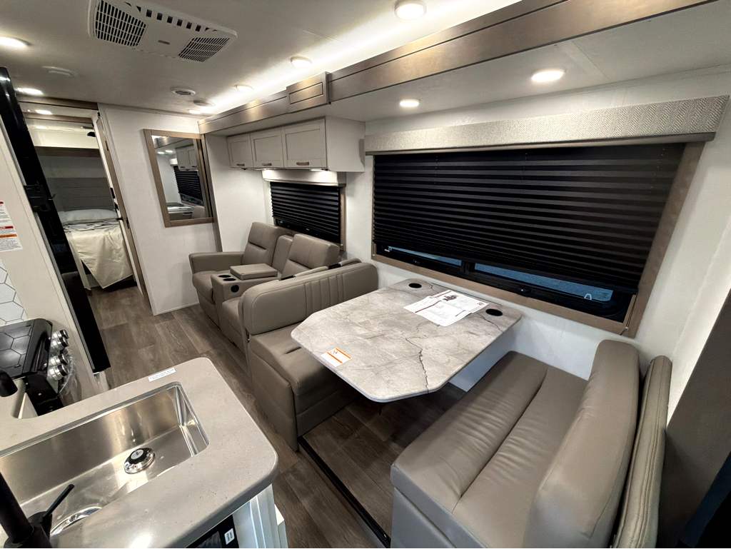 2027 ENTEGRA COACH ODYSSEY 30Z - Image 6