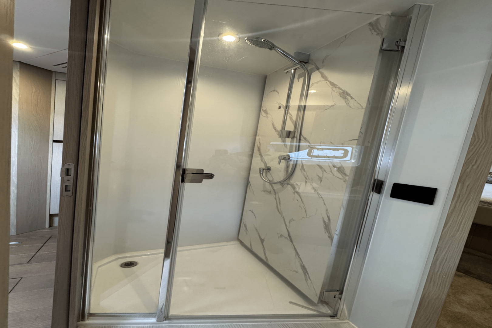 2023 Azimut Azimut 53 FLY Base - Image 31