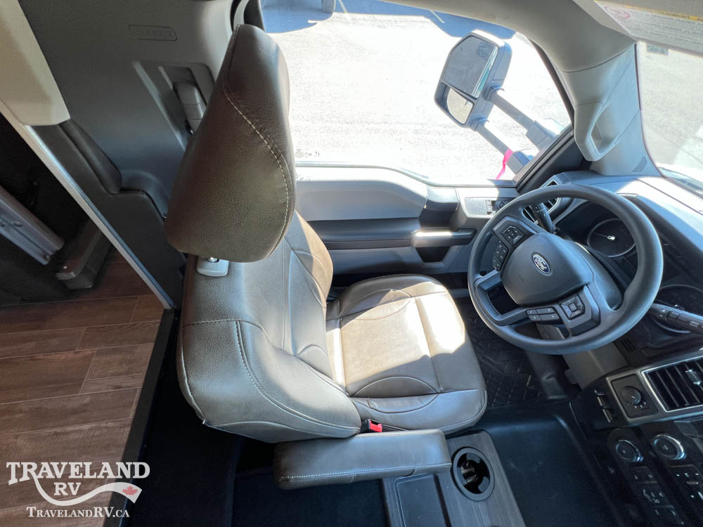 2023 Jayco Seneca XT 35L - Image 22