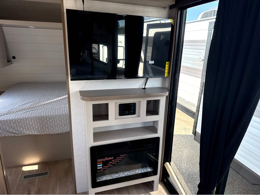 2027 JAYCO JAY FLIGHT 380DQS - Image 27
