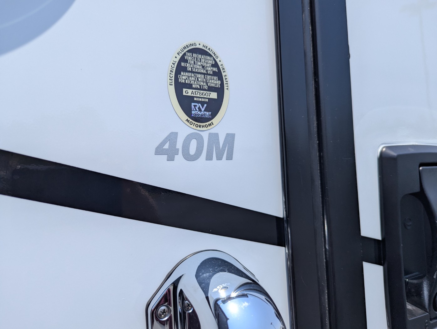2026 Fleetwood Discovery LXE 40M - Image 9