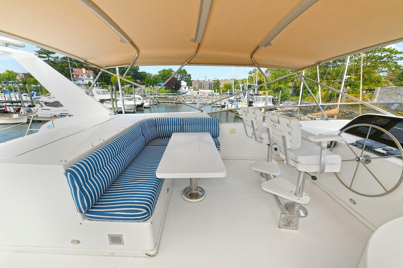 2002 Grand Alaskan Flushdeck - Image 53