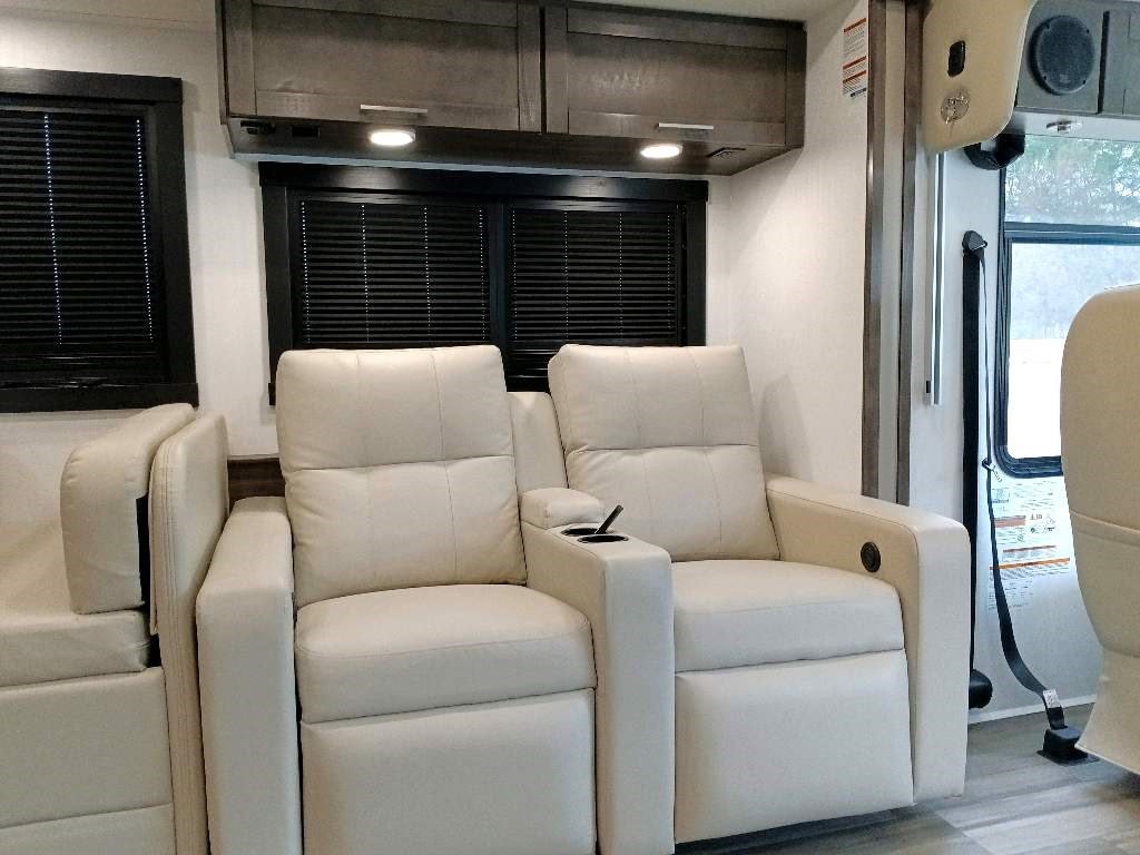 2026 ENTEGRA COACH VISION XL 34G - Image 15
