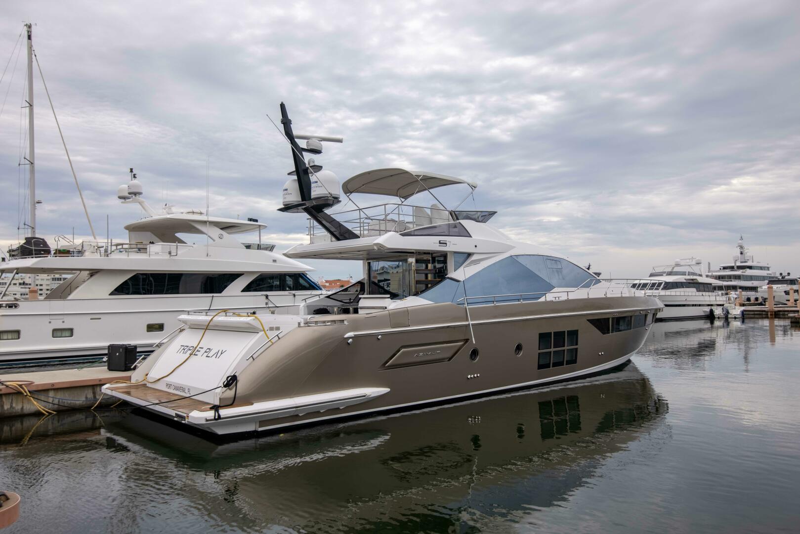 2019 Azimut S7 - Image 2