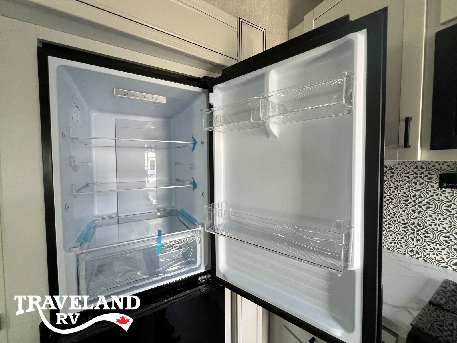 2025 Highland Ridge Roamer Light Duty 244RLS - Image 32