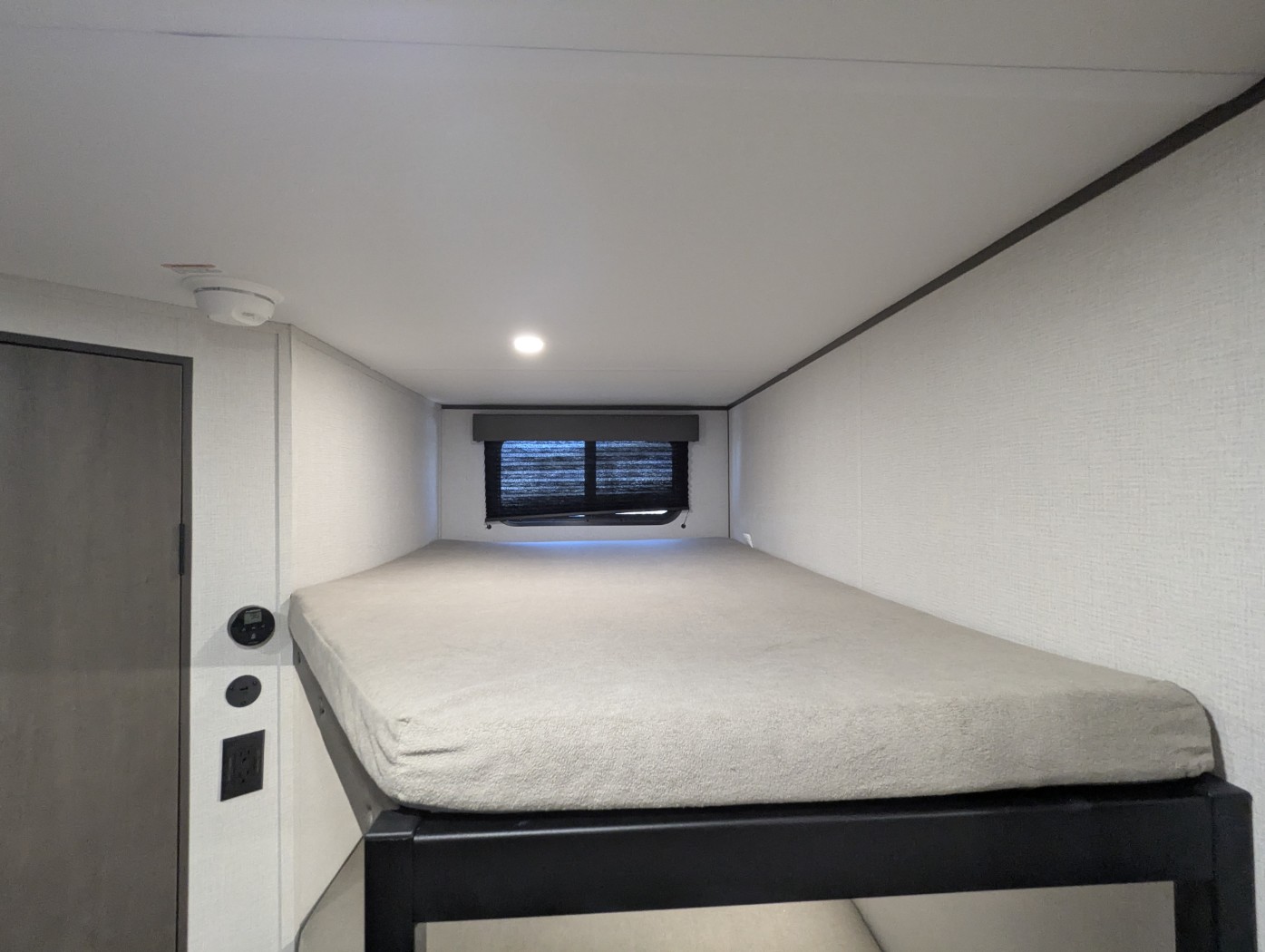 2026 Grand Design Transcend XPLOR 23BHX - Image 21