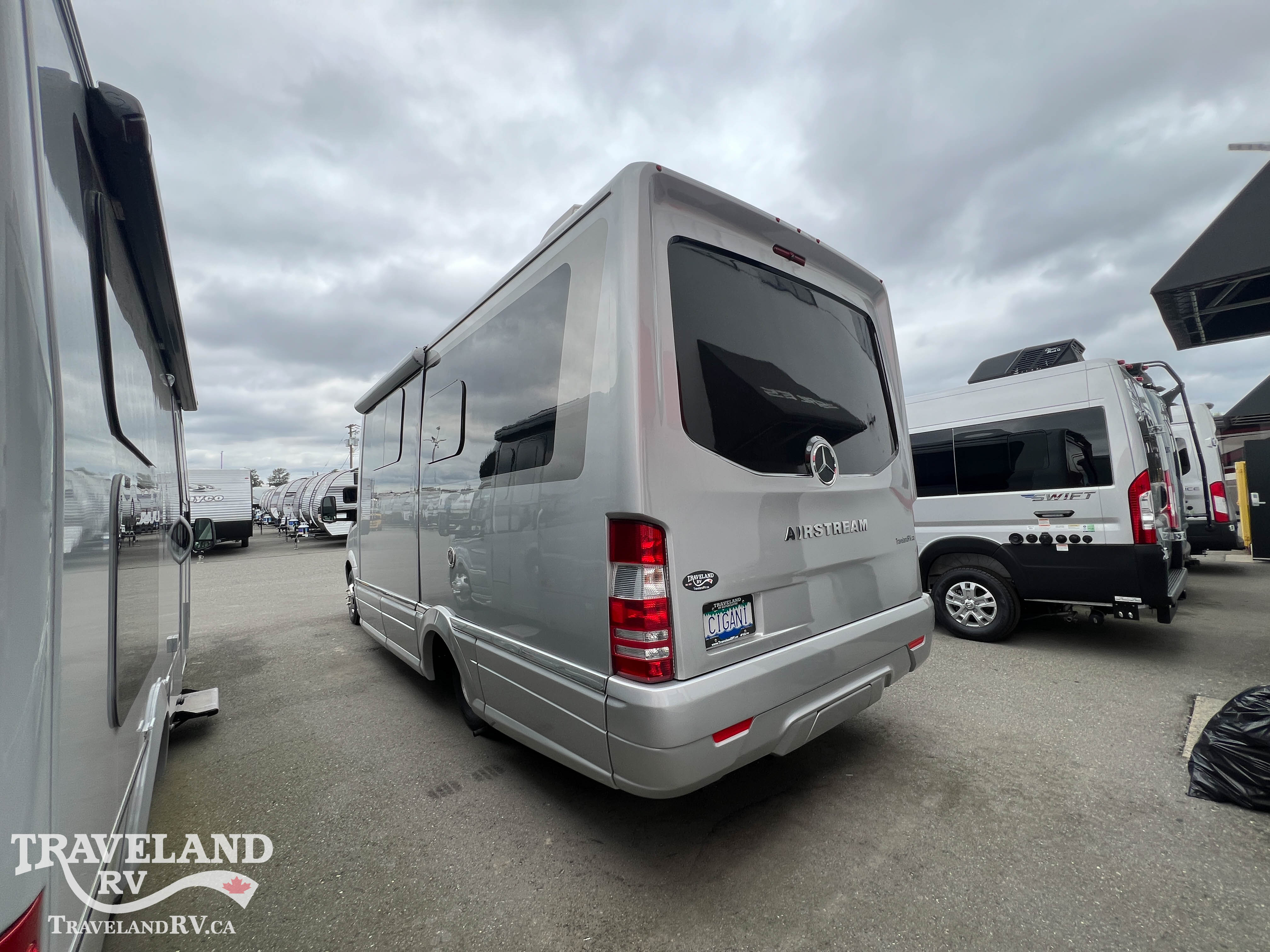 2019 Airstream Atlas Murphy Suite - Image 9