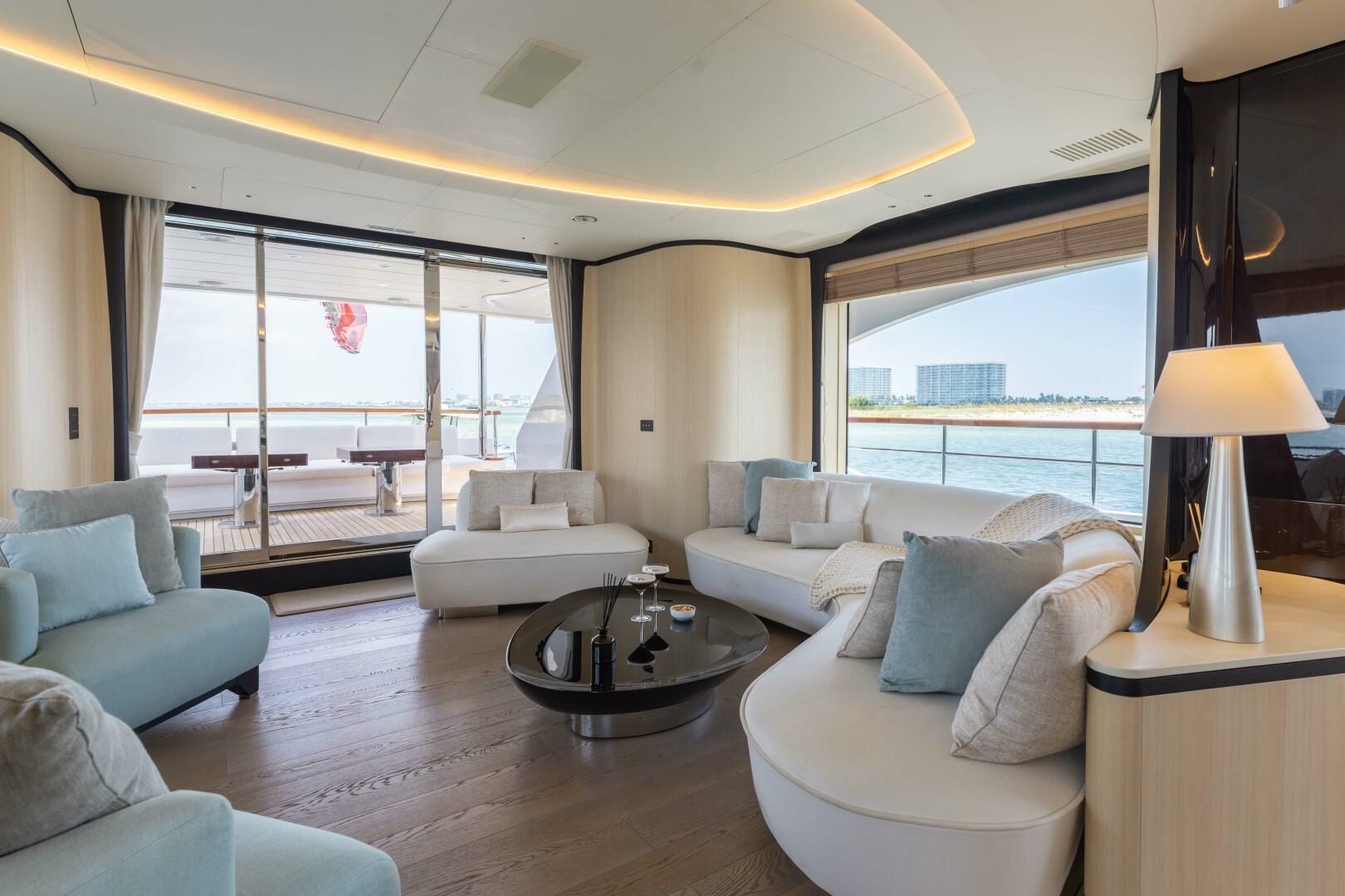 2019 Benetti Delfino 95 - Image 5