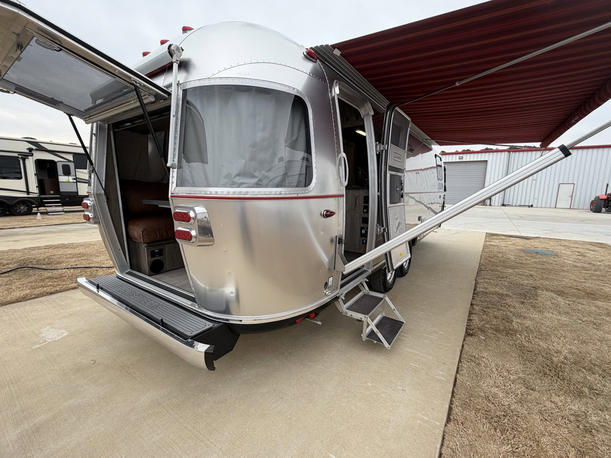 2026 AIRSTREAM STETSON + 6666 27FBQ - Image 11