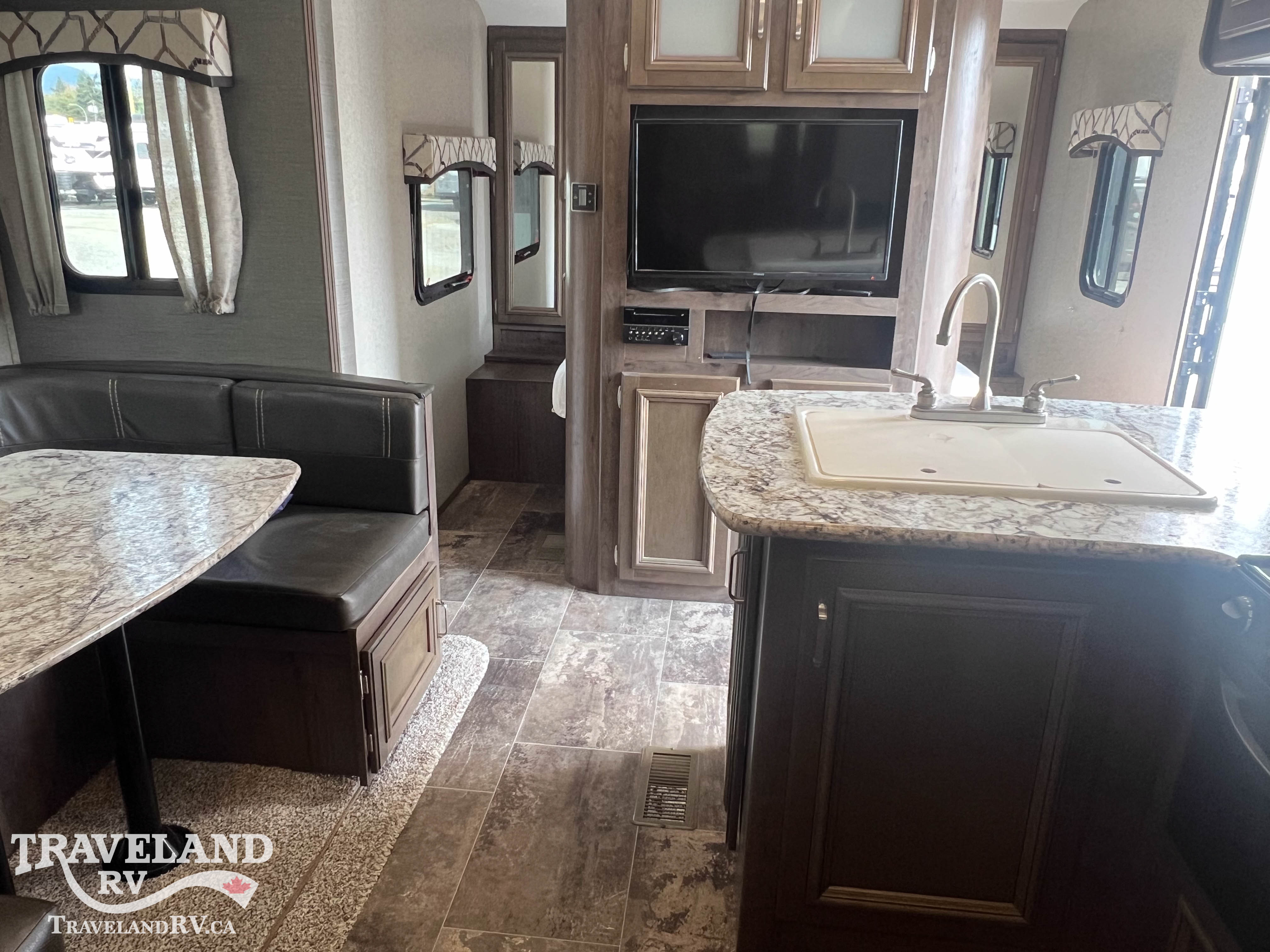 2018 KEYSTONE PASSPORT GT 2400BHWE - Image 7