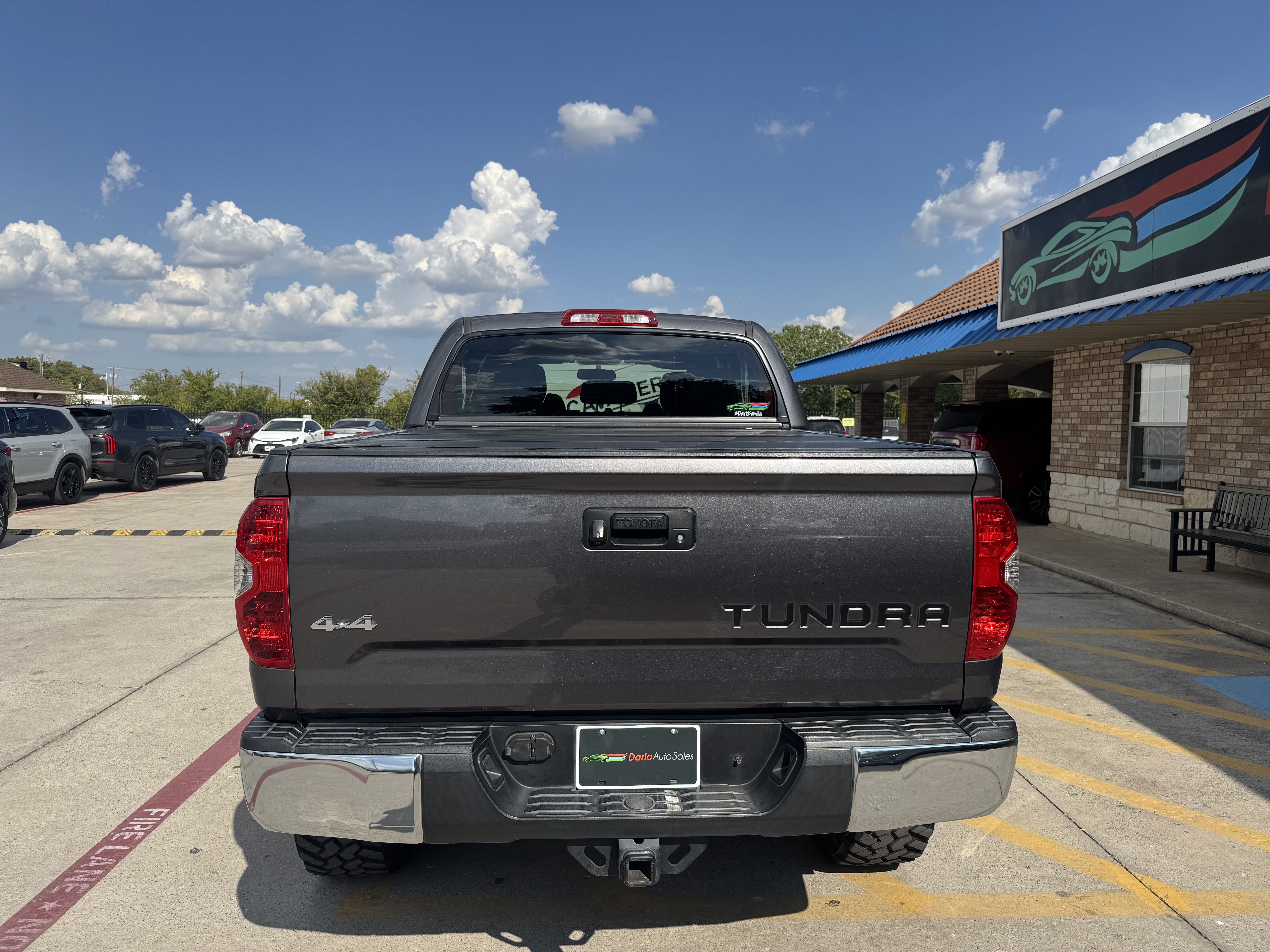 2014 Toyota Tundra CrewMax SR5 4WD 5.7L V8 - Image 5