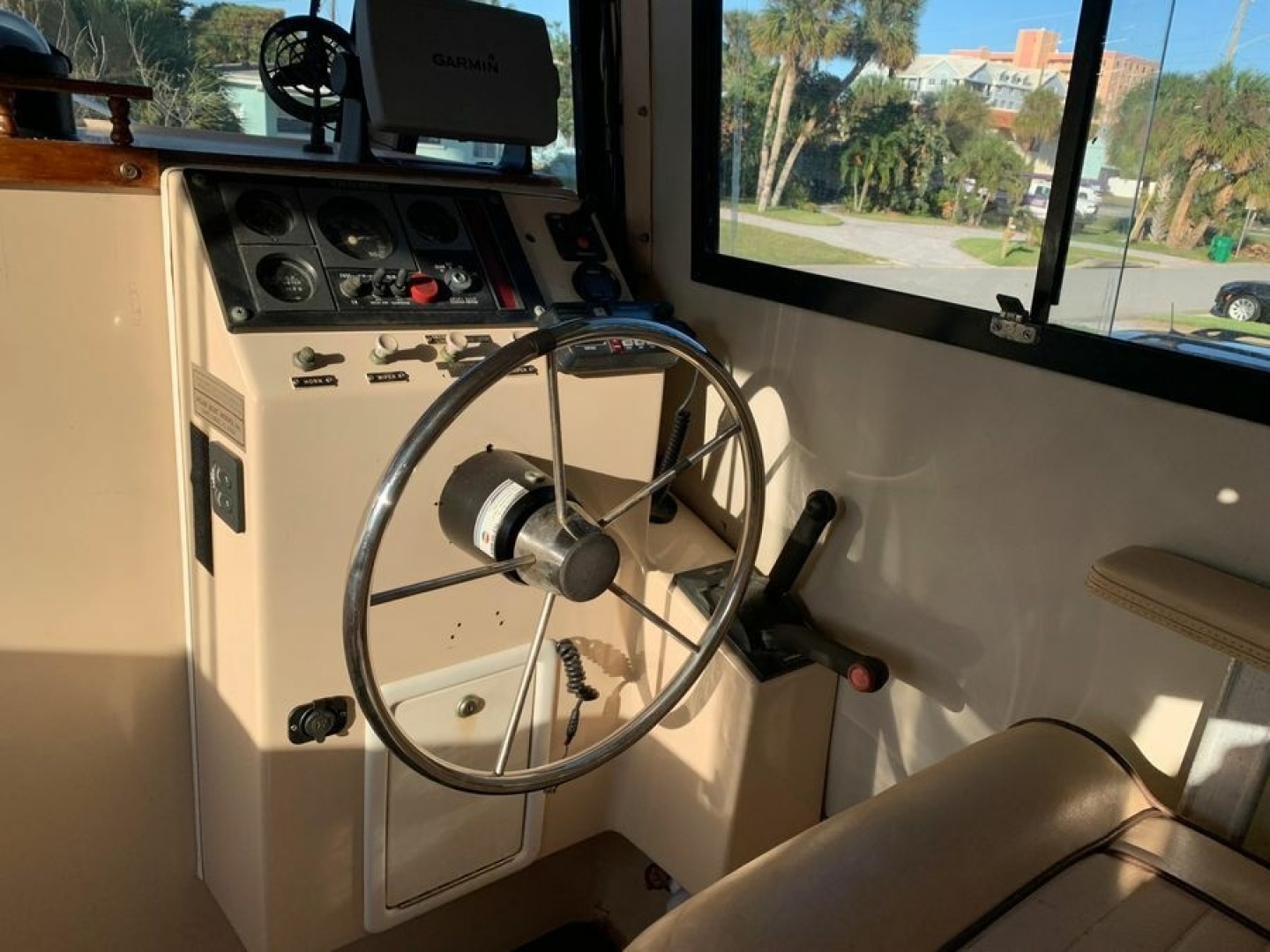 1998 Atlas - Image 17