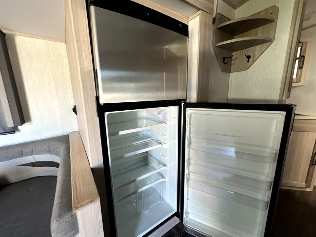 2022 CRUISER TWILIGHT 2690 - Image 13