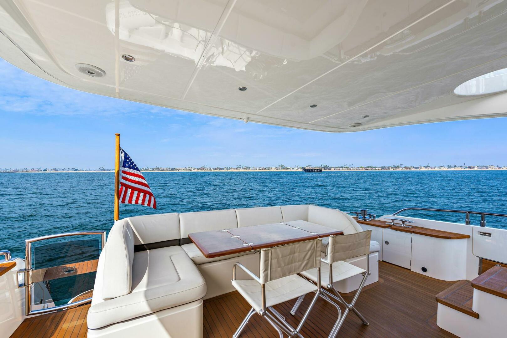 2015 Princess 72 Motoryacht - Image 15