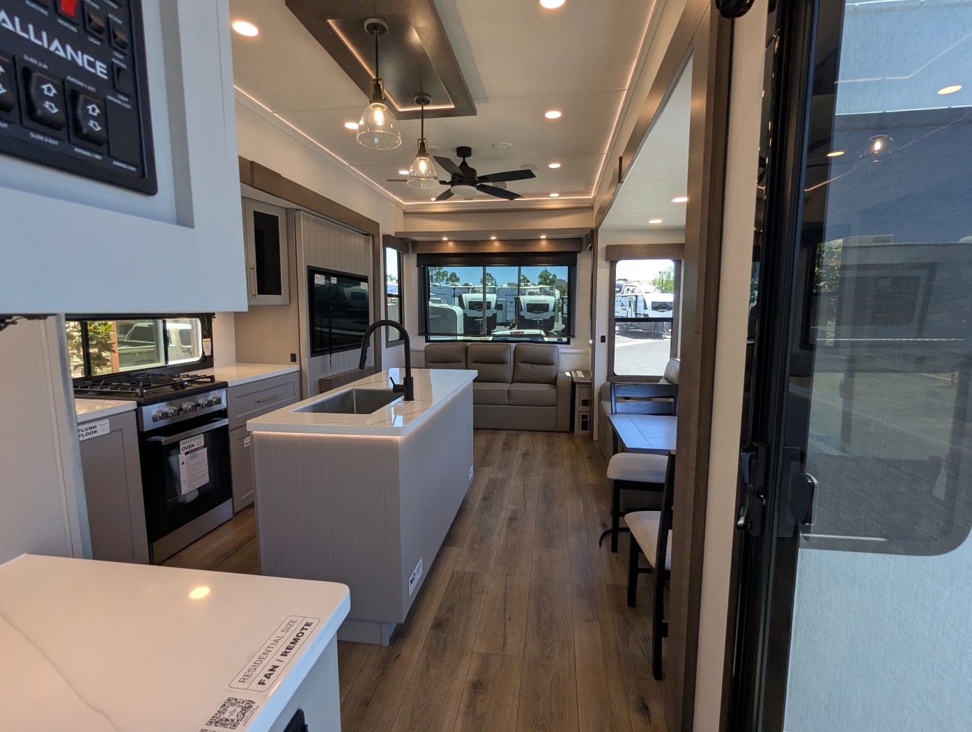 2026 Alliance RV Benchmark 42LFT - Image 41