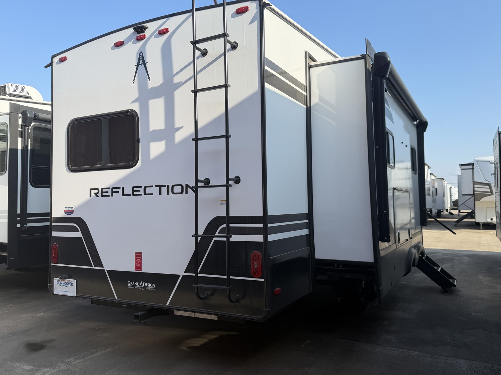 2026 GRAND DESIGN 320MKS - Image 7