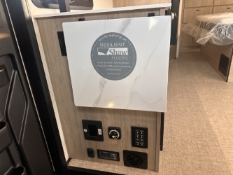 2027 Grand Design Lineage Series M 25FW - Image 17