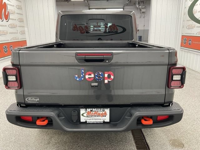 2022 Jeep Gladiator Crew Cab Mojave 4WD - Image 9