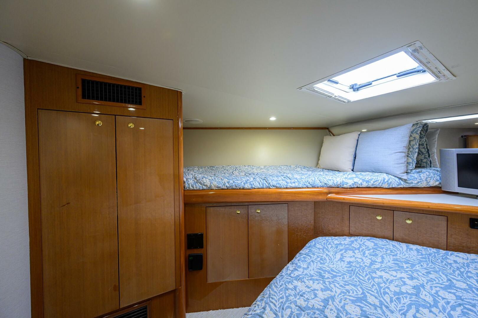 2004 Viking 56 Convertible - Image 57