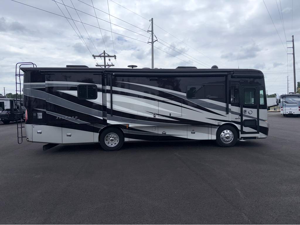 2018 TIFFIN ALLEGRO RED 33AA - Image 5