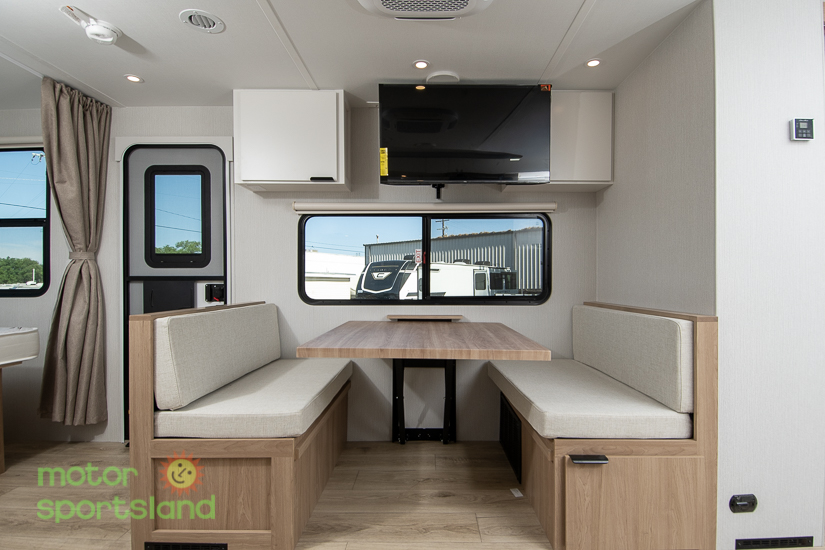2026 Winnebago Thrive 22MLS - Image 33