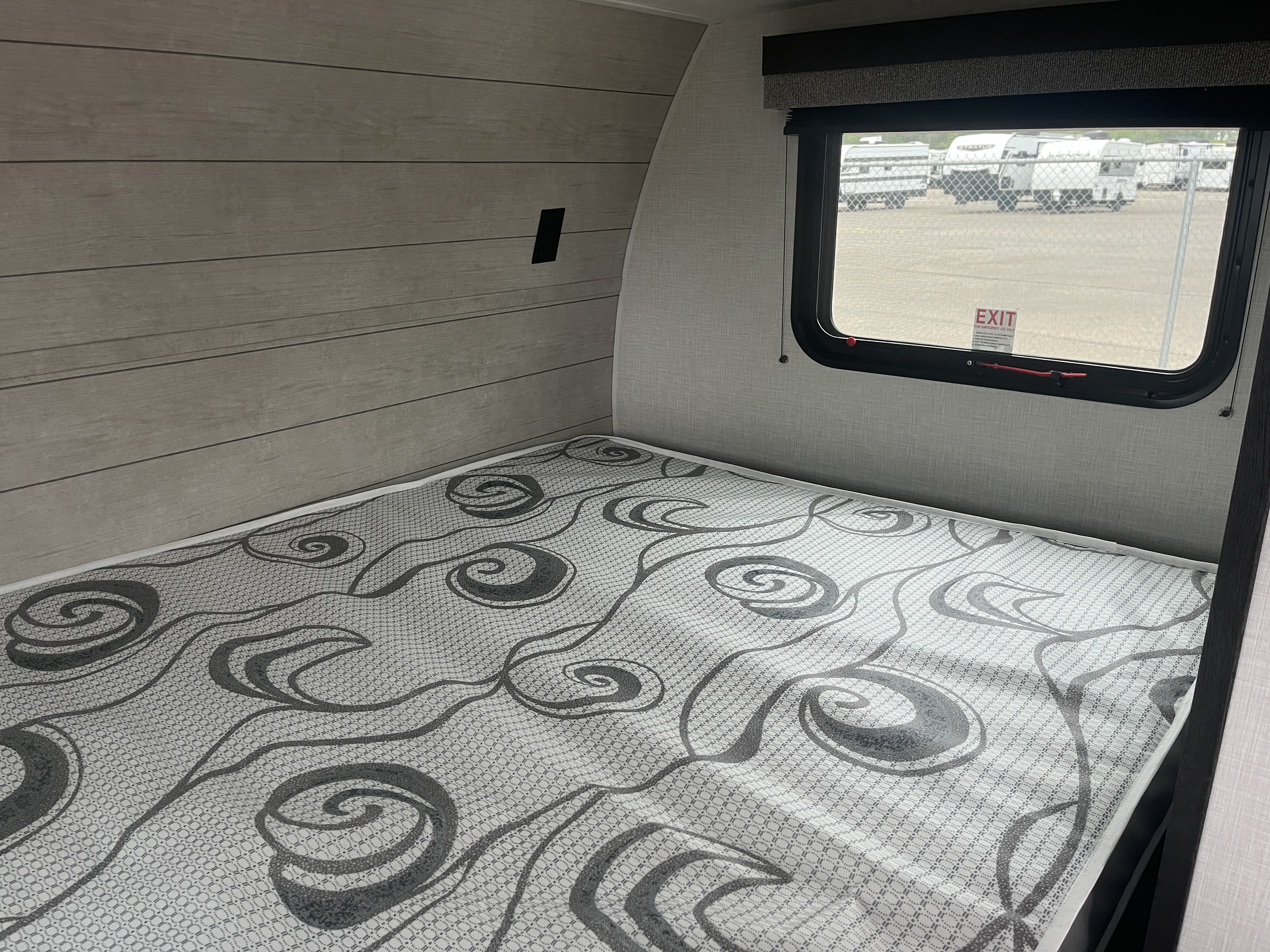 2026 VENTURE RV SIENNA 140VFD - Image 19