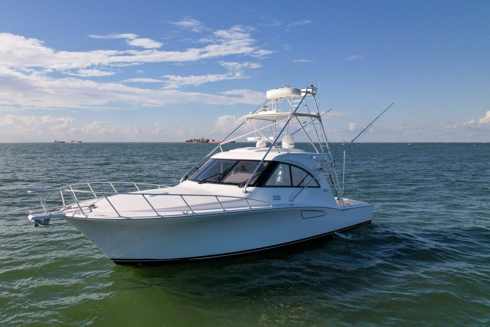 2012 Cabo 40 Express - Image 46