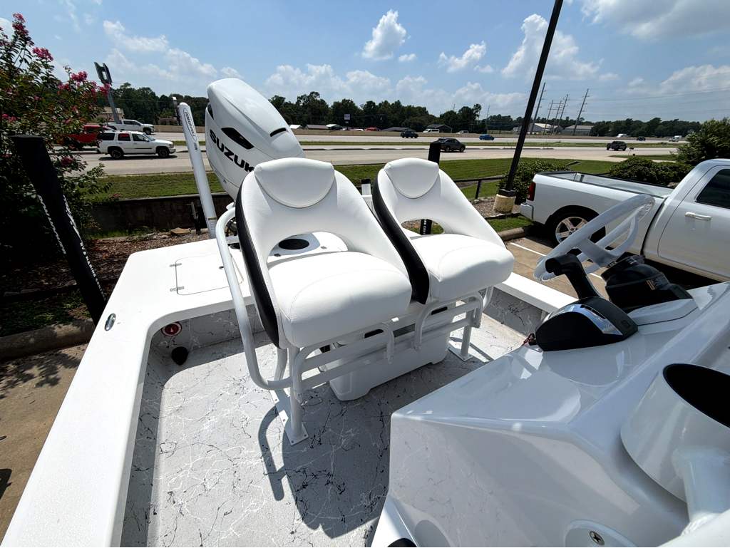 2026 Majek 22 Xtreme - Image 10