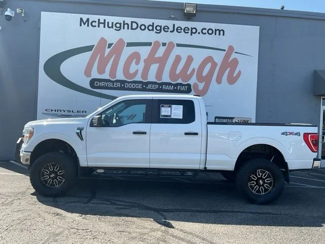 2022 Ford F150 Crew Cab XLT 4WD - Image 9