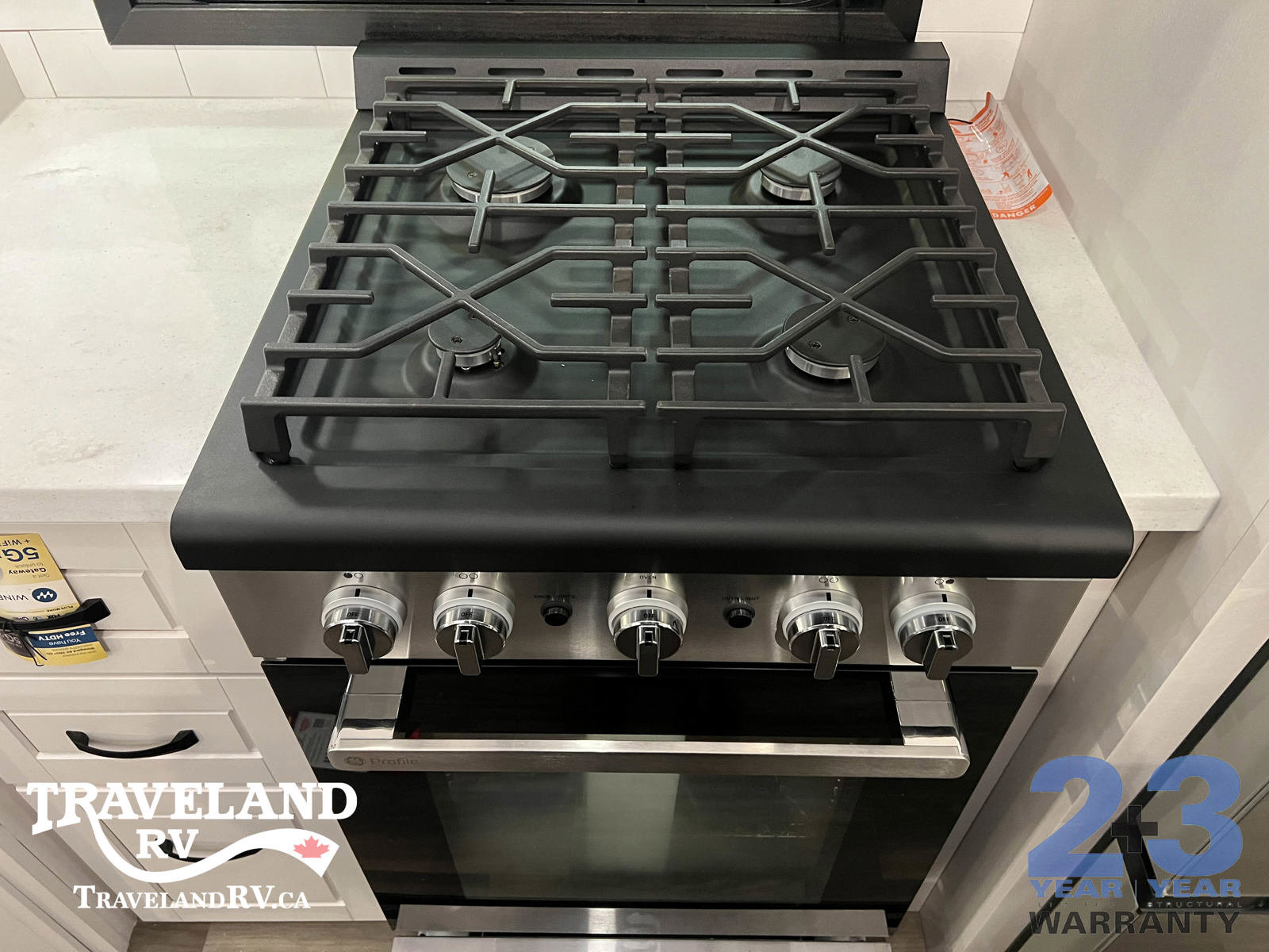 2025 Jayco North Point 377RLBH - Image 11