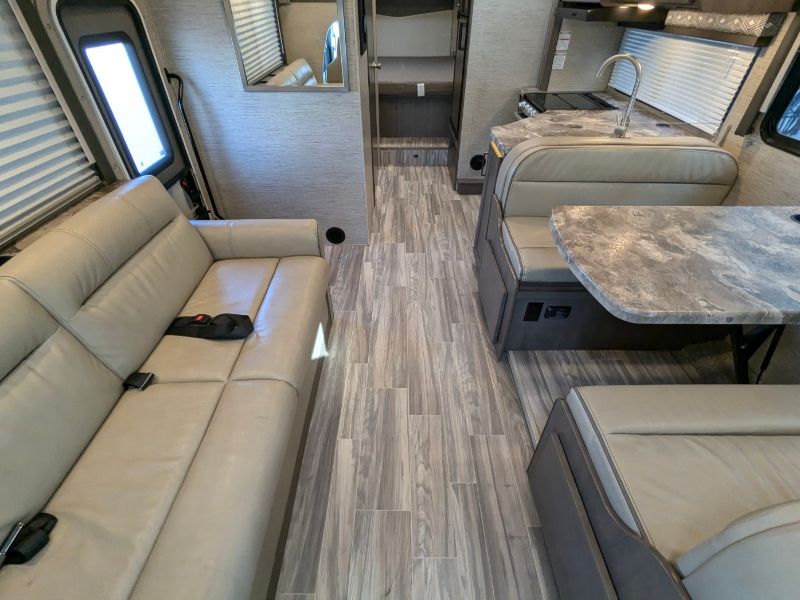 2024 Thor Motor Coach Four Winds 28Z - Image 9