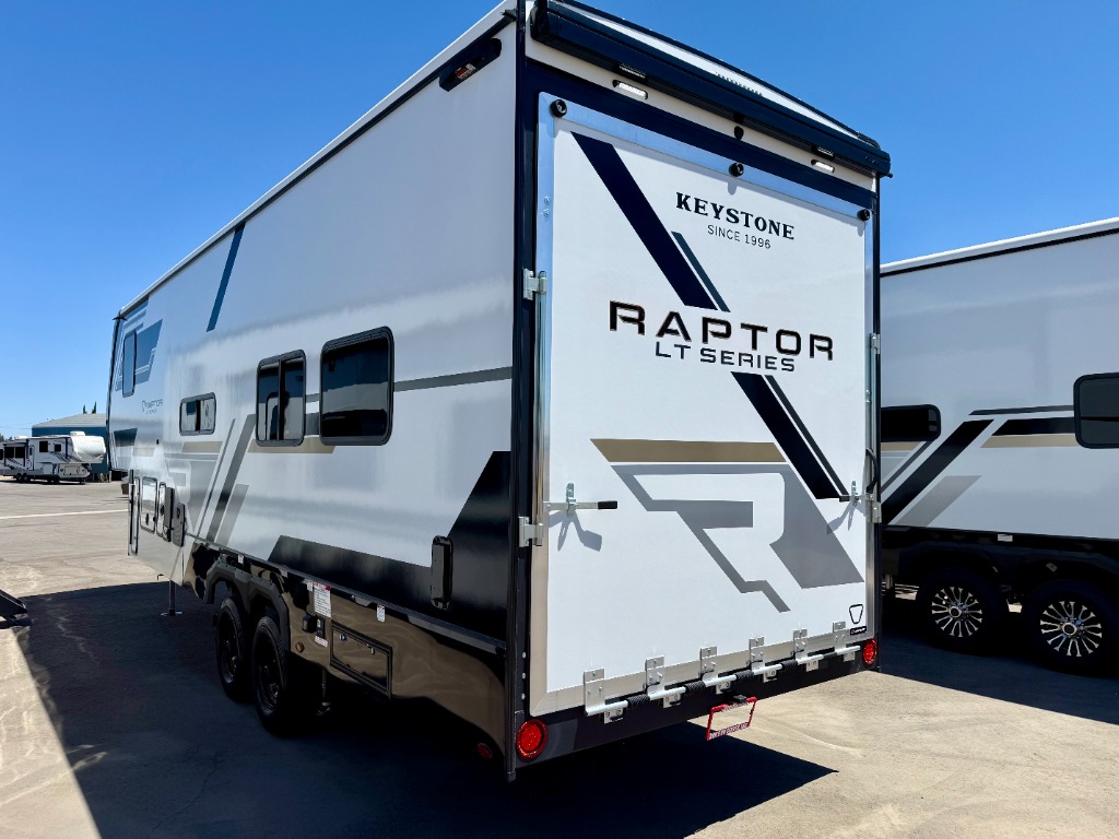 2026 Carbon 321LT - Image 6
