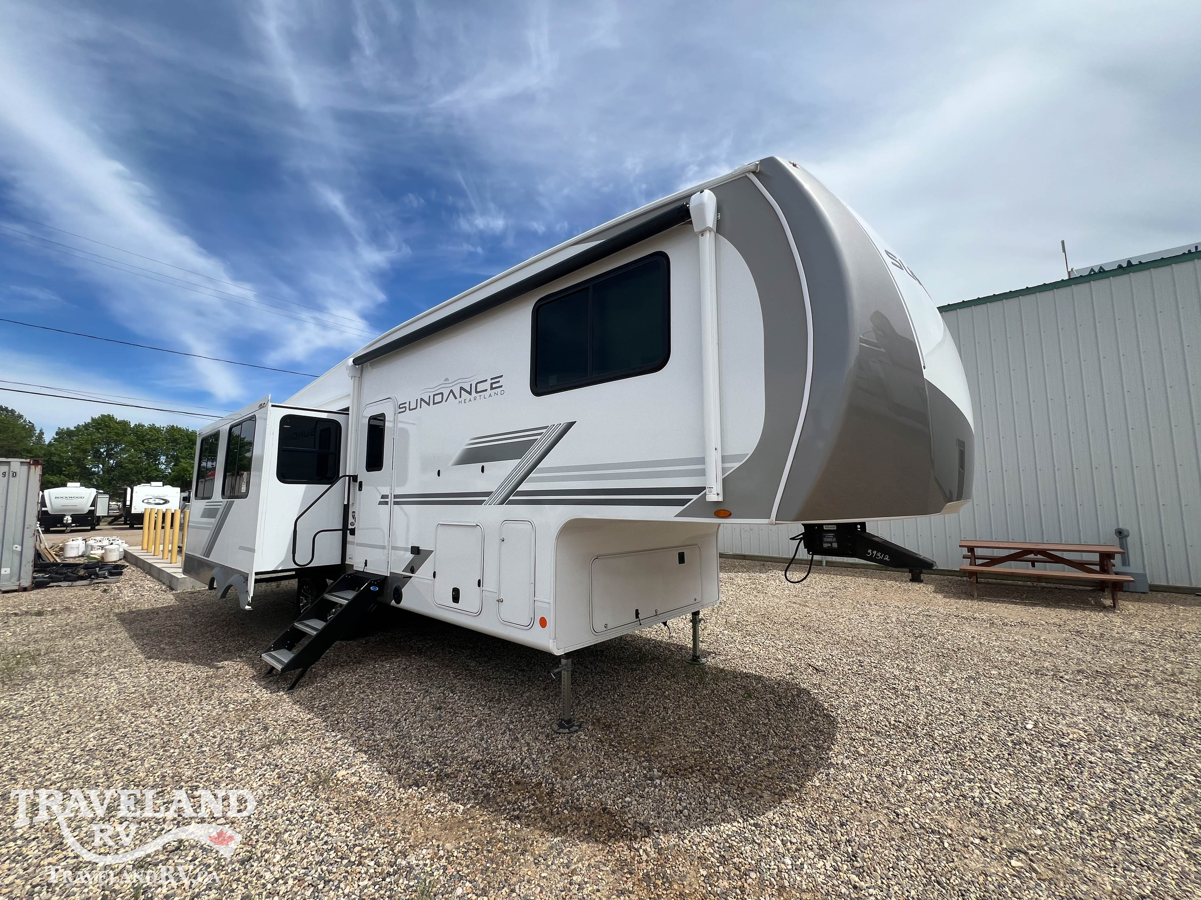 2026 Heartland Sundance Fifth Wheel 29RLCS - Image 1